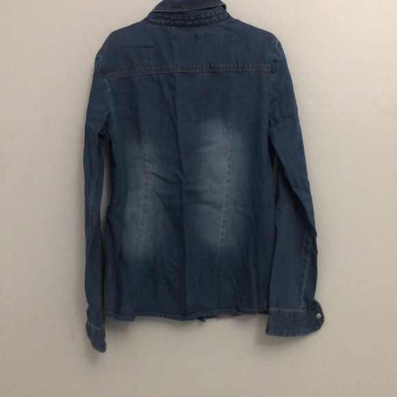 Jean jacket - Picture 2 of 4